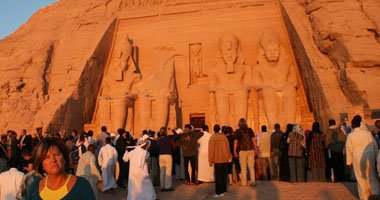 أسوان تنهى استعدادها للاحتفال بتعامد الشمس على معبد رمسيس الثانى