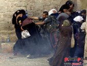 بالصور.. التاريخ يسطر صمود نساء فلسطين فى وجه قوات الاحتلال